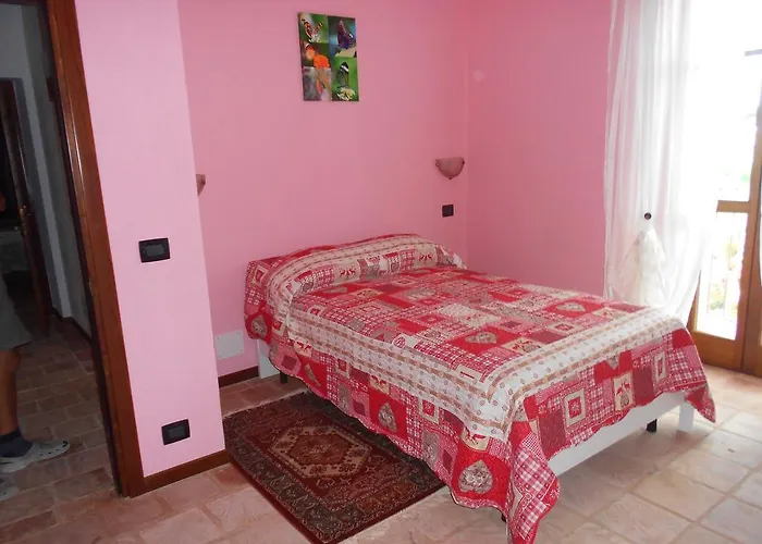 Monrabbioso Apartamento *